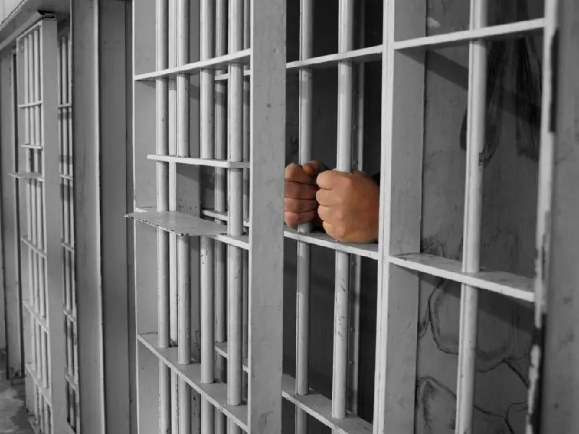 Inmates reportedly claim billions in tax refunds | Video