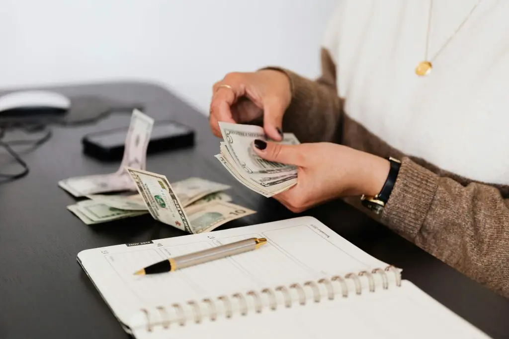 does capital gains count as income